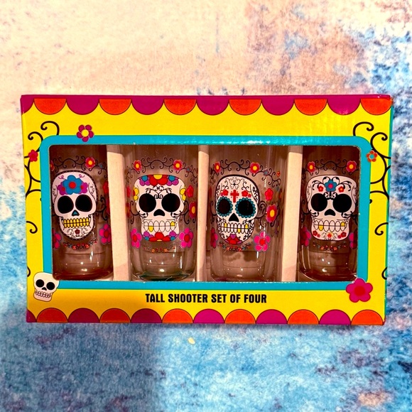 NEW IN BOX🌟Sugar Skulls Vibrant Shooter Glass Set of 4 - Picture 2 of 7